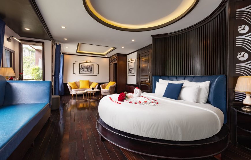 Executive Suite Ocean with Private Balcony (VIP cabin)