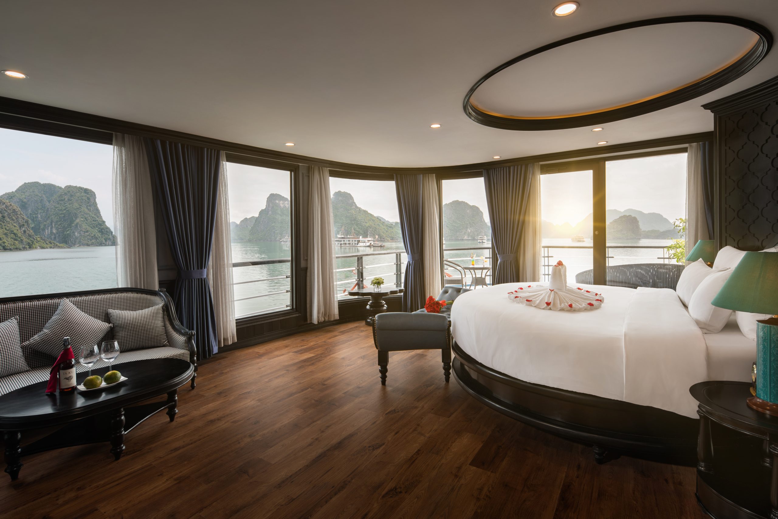 Honeymoon Suite Sea View with Terrace